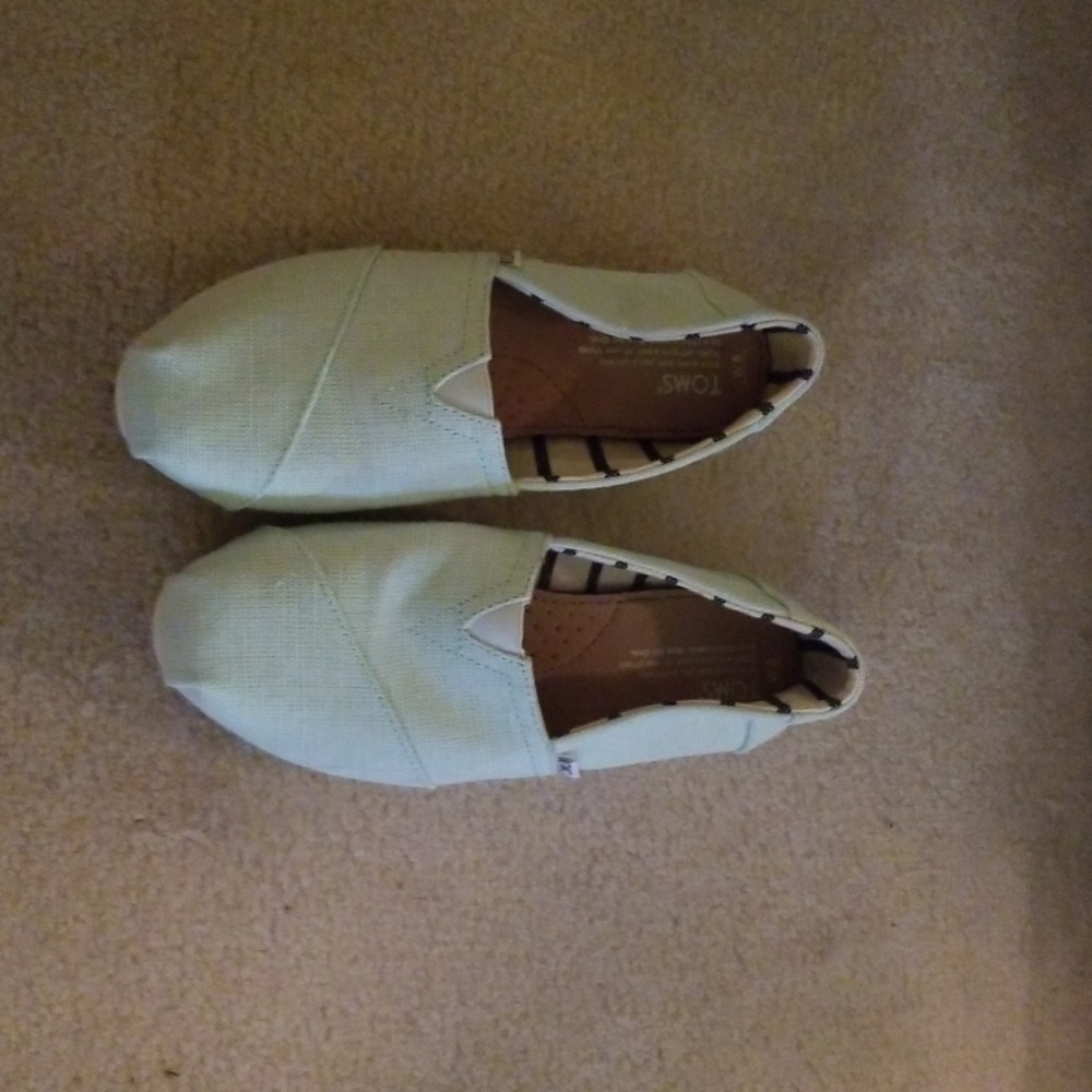 Womens Toms